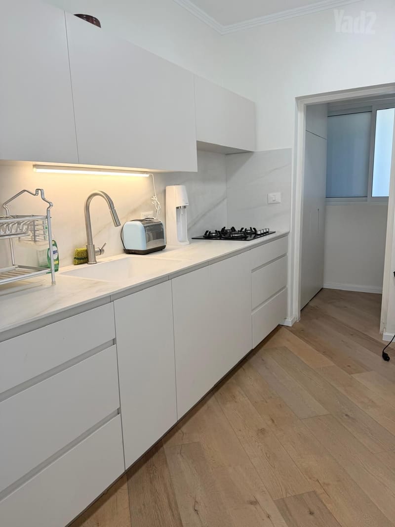 תמונה מיד2 – 4.5 חדרים • 12,300 ₪, רמת אביב החדשה, תל אביב (1)
