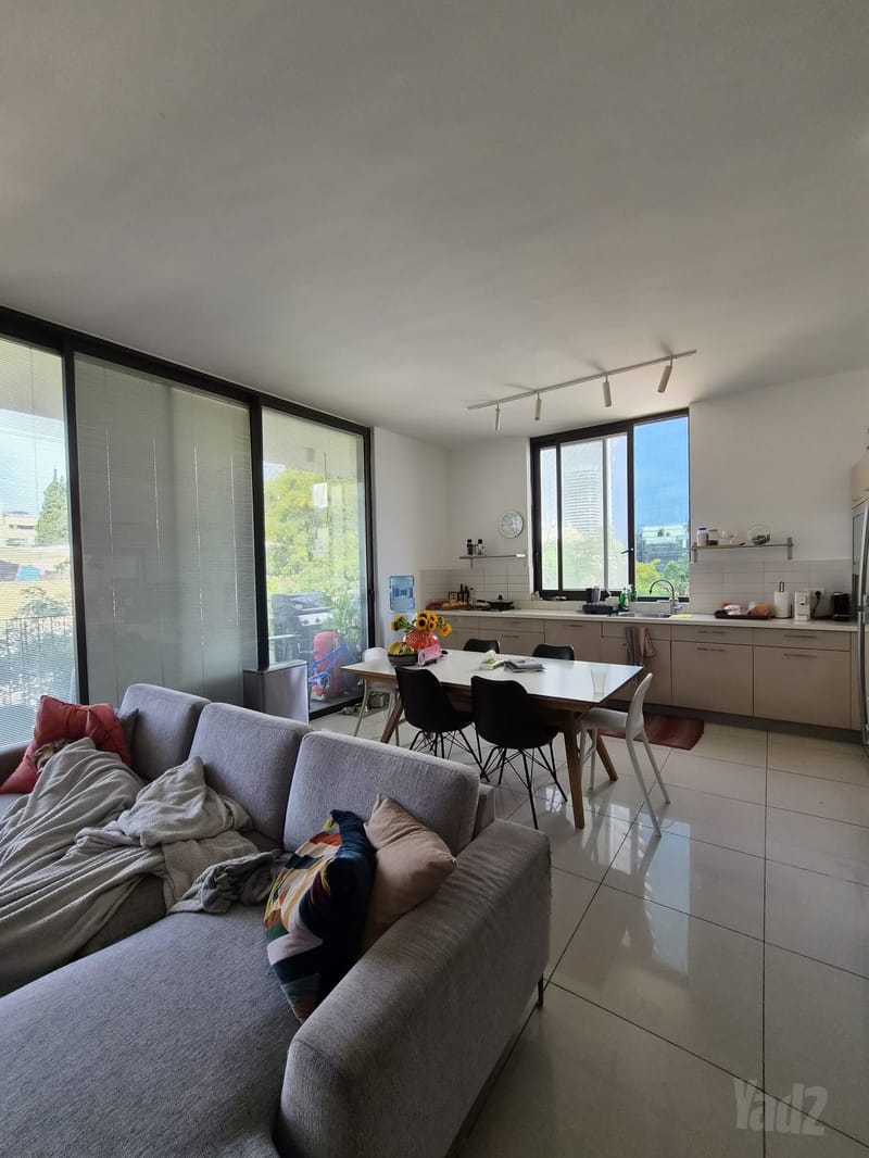 תמונה מיד2 – 4 חדרים • 6,300,000 ₪, טיומקין, לב תל אביב, תל אביב (1)