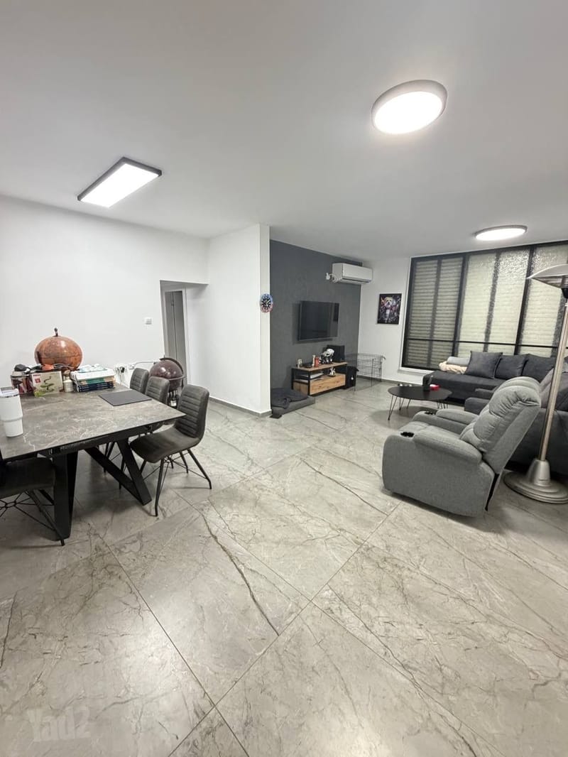 תמונה מיד2 – 4 חדרים • 4,750 ₪, דוד אלעזר, לב העיר, קריית מוצקין (1)