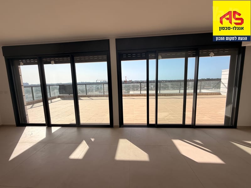 תמונה מיד2 – 6 חדרים • 22,000 ₪, יונה וולך, גרין פארק (שיכון עובדים), הוד השרון (1)
