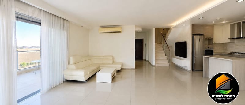 Photo from Yad2 – 5 Rooms • ₪9,500, חזון אי"ש, Rehovot HaTze'ira, Rehovot (1)
