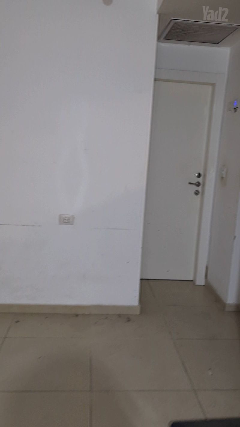 תמונה מיד2 – 2 חדרים • 8,800 ₪, העבודה 11, לב תל אביב, תל אביב (1)