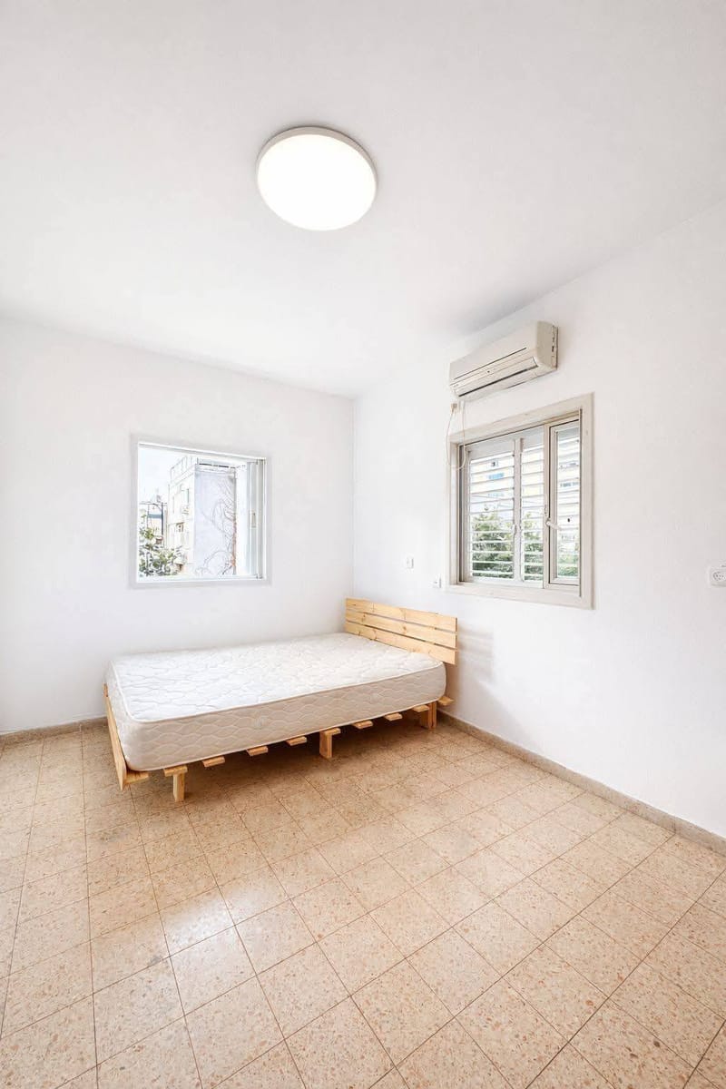 3 Rooms • ₪8,500/mo - Image 2