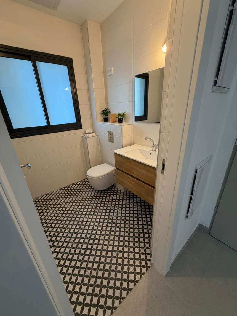 3 Rooms • ₪8,000 - Image 2