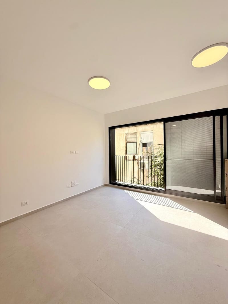 2 חדרים • 7,900 ₪ - Image 1