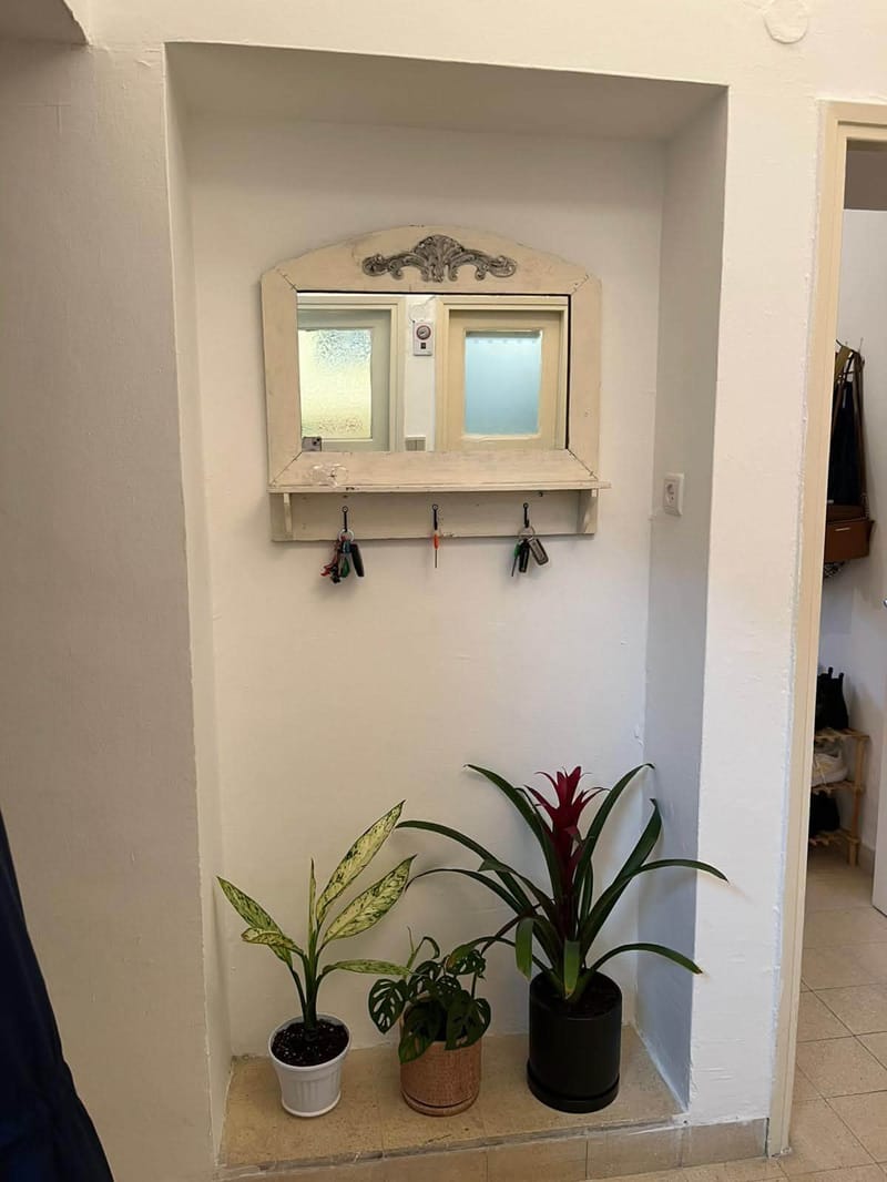 Photo from Facebook – Room in a shared apartment • ₪2,500, יצחק קצנלסון, Givat HaVradim, Jerusalem (1)