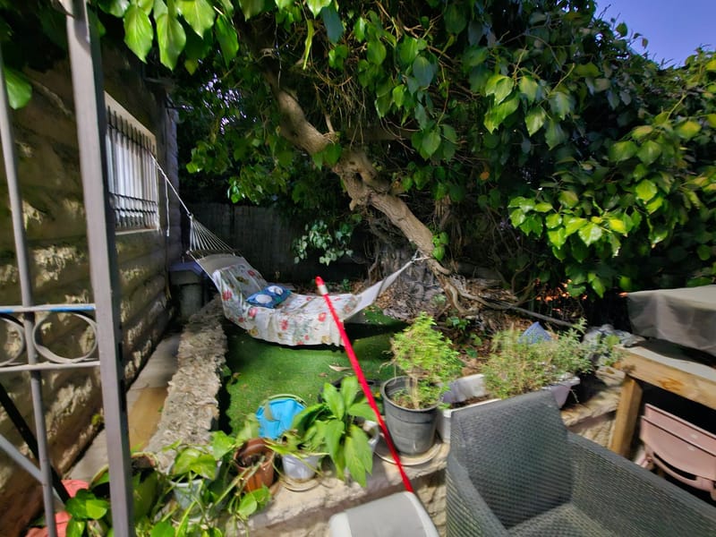 Photo from Facebook – 6 Rooms with roommates • ₪2,200, הבנאי, Beit HaKerem, Jerusalem (1)