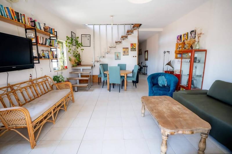 תמונה מפייסבוק – חדר בדירת שותפים • 2,600 ₪, המדרגות, נחלאות, שערי חסד, ירושלים (1)