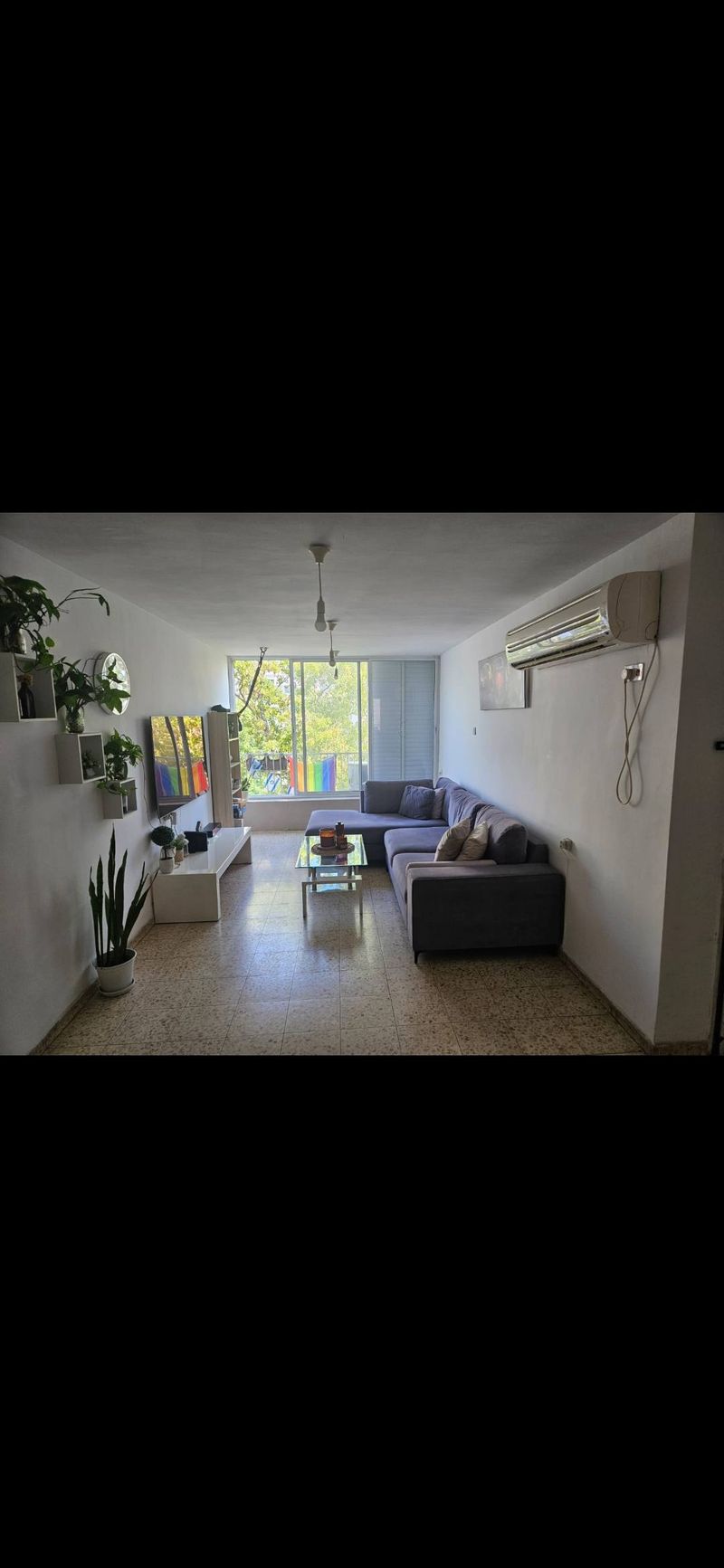 תמונה מפייסבוק – חדר בדירת שותפים • 2,150 ₪, יצחק שדה, מונטיפיורי, תל אביב (1)