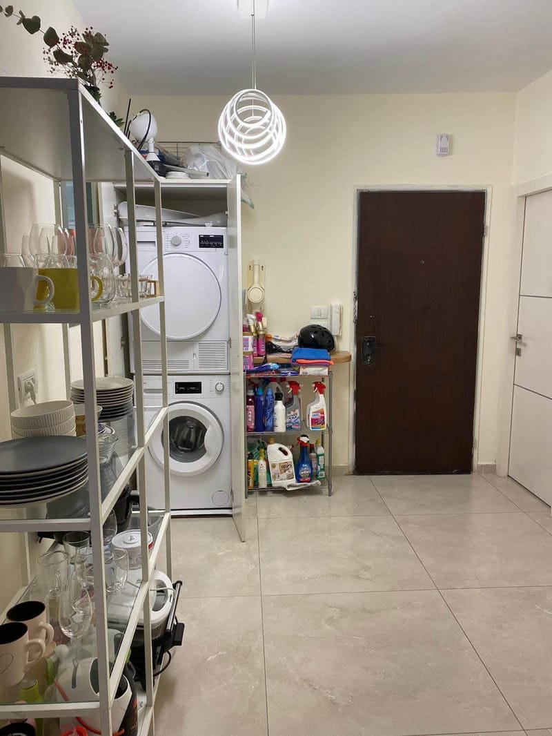 תמונה מפייסבוק – חדר בדירת שותפים • 3,700 ₪, יורדי הסירה, הצפון הישן - החלק הצפוני, תל אביב (1)