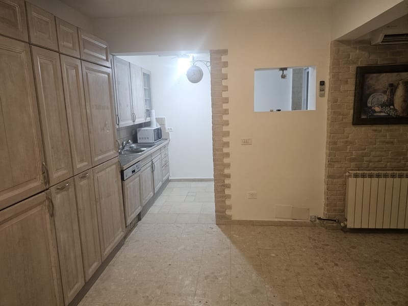 תמונה מפייסבוק – 7 חדרים • 20,000 ₪, קטמון הישנה, ירושלים (1)