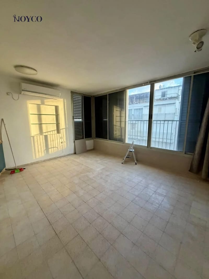 תמונה מפייסבוק – 2.5 חדרים • 7,300 ₪, לב תל אביב, תל אביב (1)