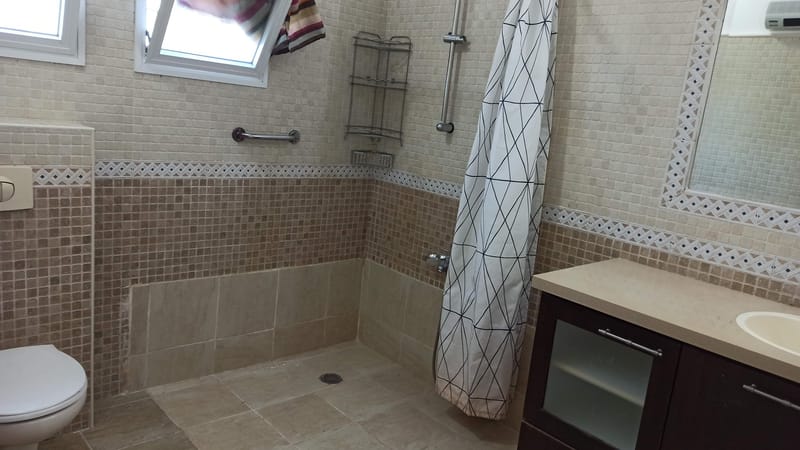 תמונה מפייסבוק – 2.5 חדרים • 3,100 ₪, נתיב חן, נווה שאנן, חיפה (1)