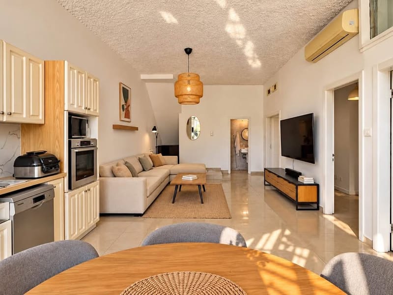 תמונה מפייסבוק – 3 חדרים • 6,500 ₪, טרומפלדור 10, נווה מגן, רמת השרון (1)