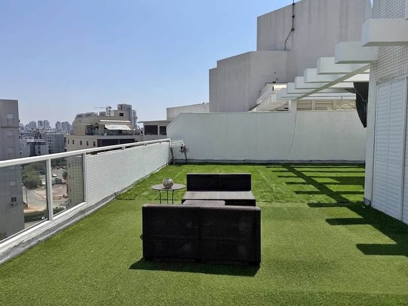 Photo from Facebook – 5 Rooms • ₪7,800, Rambam, Rishon LeZion (1)