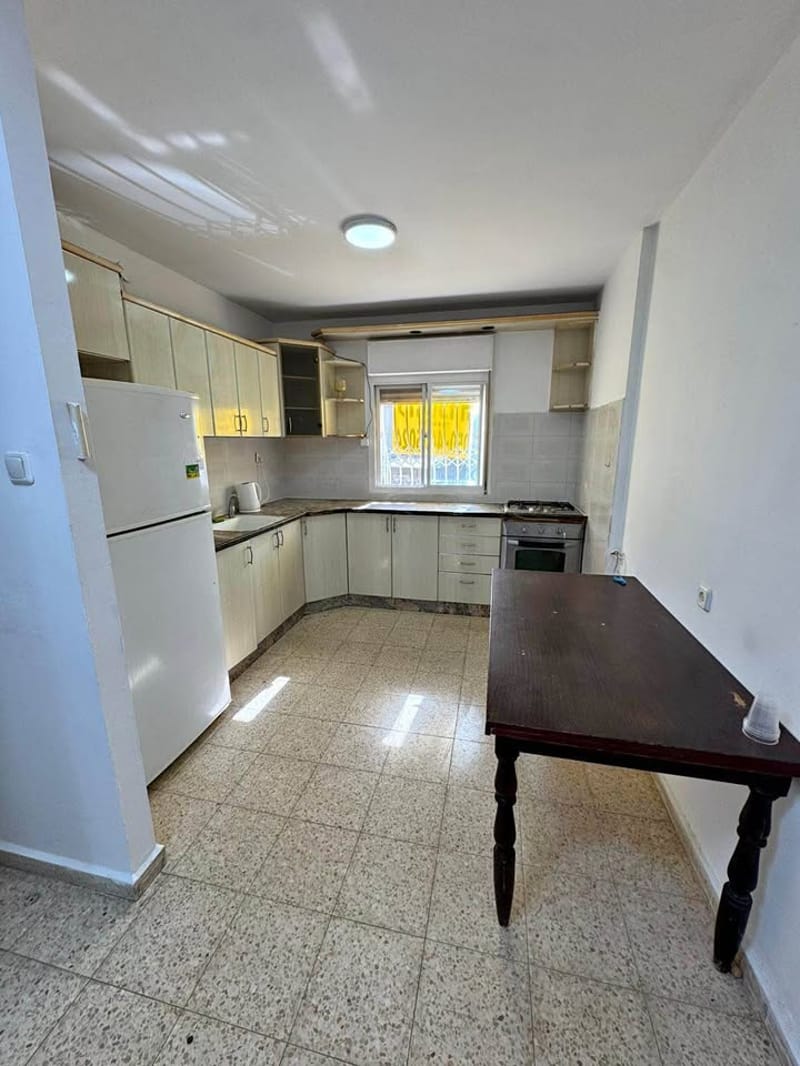 Photo from Facebook – 2 Rooms • ₪3,000, מנחם בגין, Ir HaYayin, Ashkelon (1)