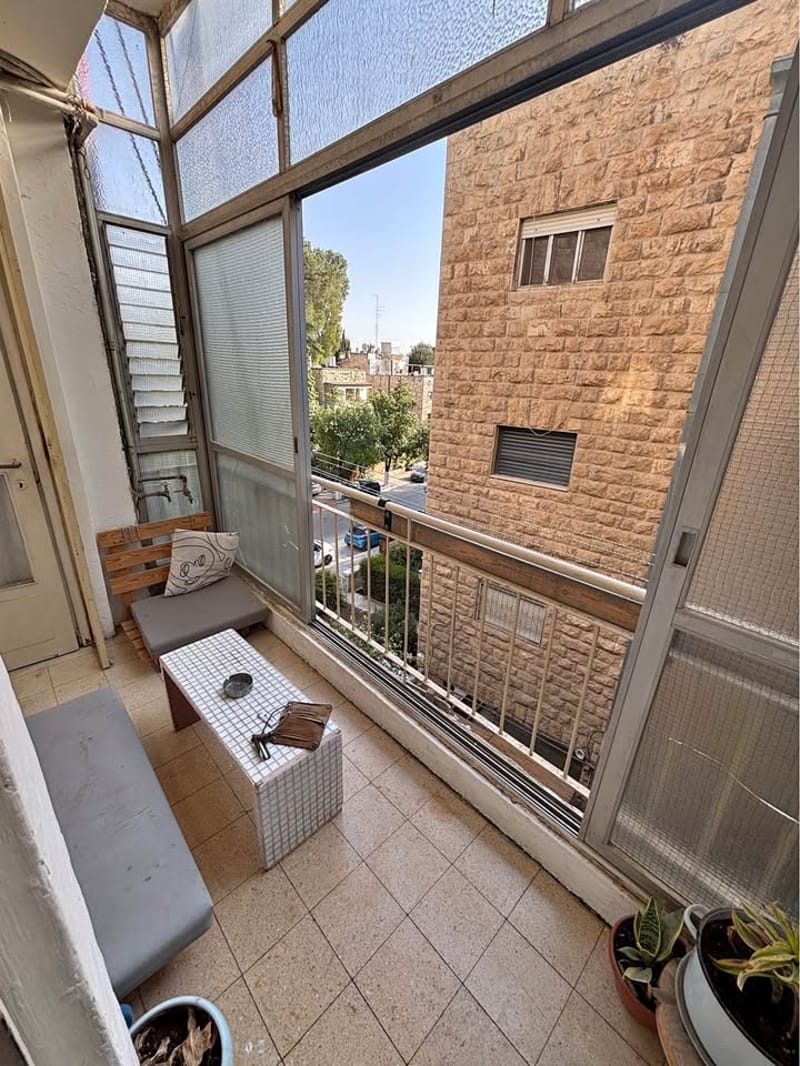 תמונה מפייסבוק – חדר בדירת שותפים • 2,500 ₪, מטודלה, רחביה, ירושלים (1)