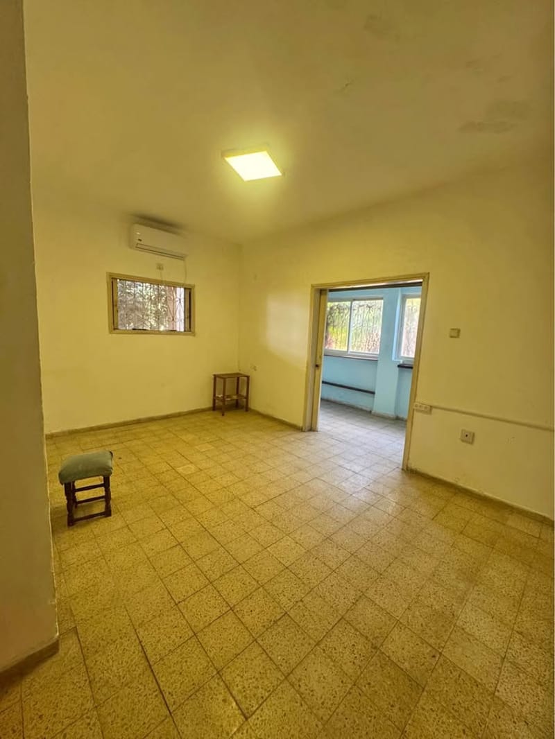 Photo from Facebook – 2.5 Rooms • ₪3,850, ארלוזורב, Agrobank, Holon (1)
