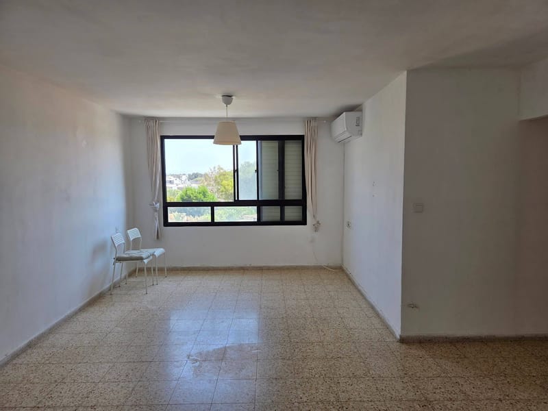 Photo from Facebook – 4 Rooms • ₪6,300, עבדת 9, Morasha, Ramat HaSharon (1)