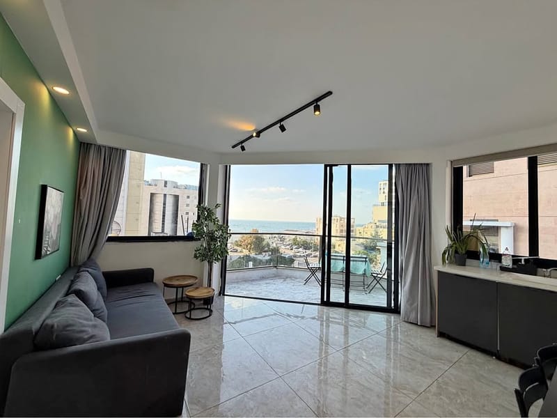תמונה מפייסבוק – 2 חדרים • 9,500 ₪, נמל תל אביב, תל אביב (1)