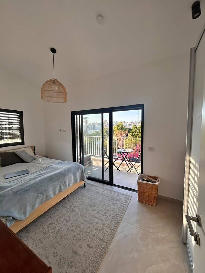 תמונה מפייסבוק – 3 חדרים • 6,250 ₪, נווה ישראל, הרצליה (1)