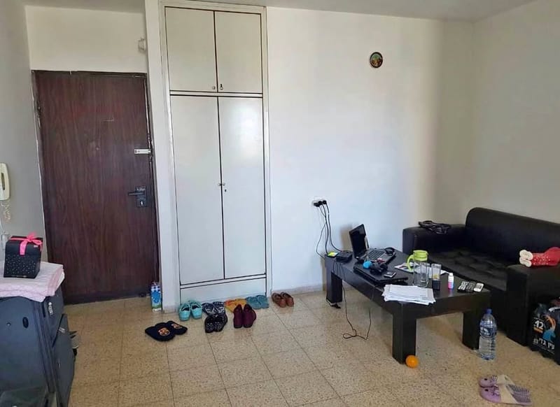 Фото с Facebook – 2 Комнаты • 3,650 ₪, העצמאות, А-Гвуль - Ротшлид, Бат-Ям (1)