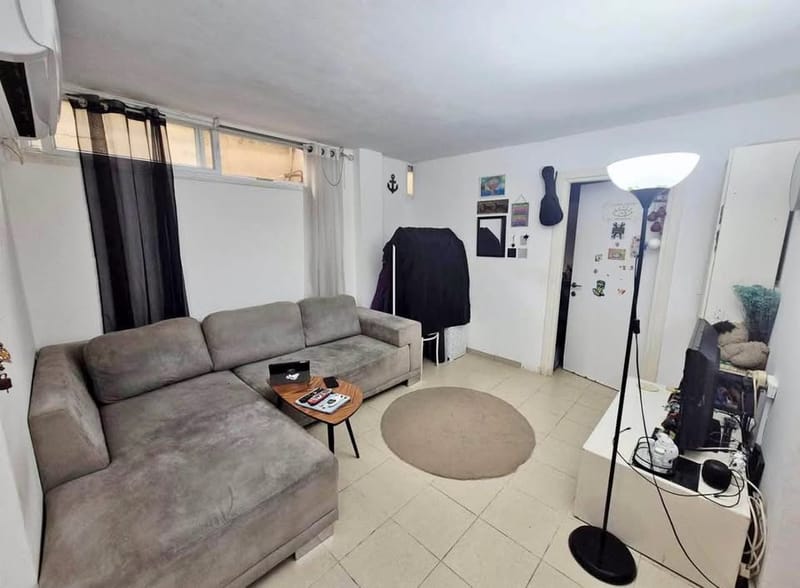 Фото с Facebook – 2 Комнаты • 3,700 ₪, ז׳בוטינסקי, Агробанк, Холон (1)