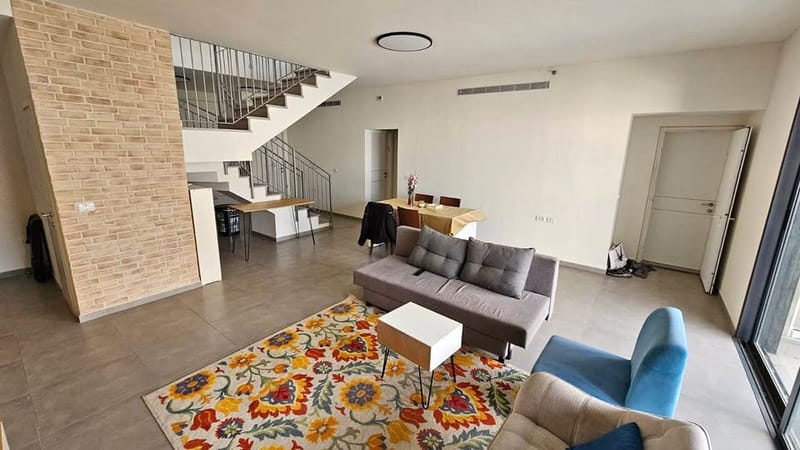 תמונה מפייסבוק – חדר בדירת שותפים • 4,300 ₪, פתח תקווה (1)