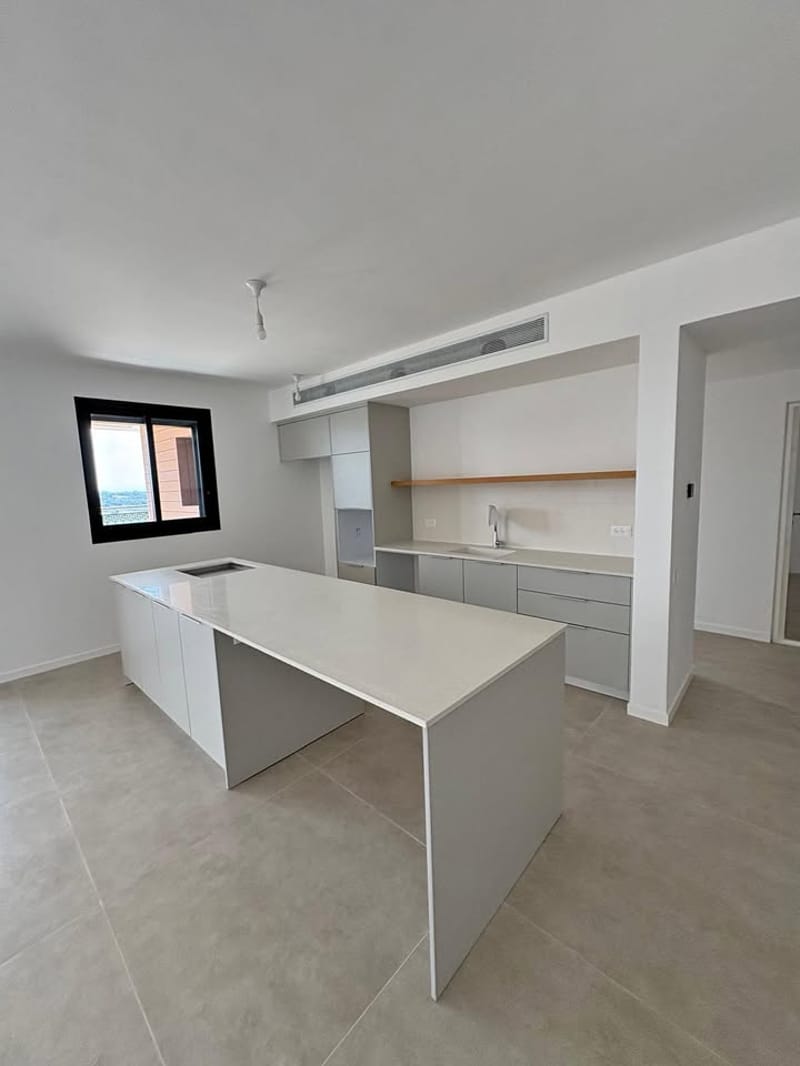 תמונה מפייסבוק – מספר החדרים לא צוין • 8,500 ₪, עיר ימים, נתניה (1)