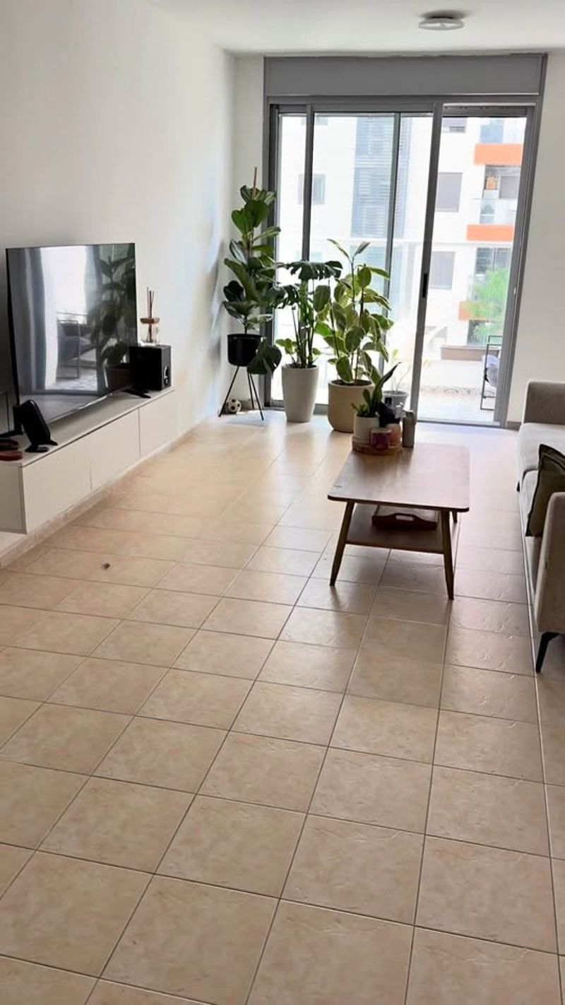 תמונה מפייסבוק – 5 חדרים עם שותפים • 3,500 ₪, מגדיאל, הוד השרון (1)