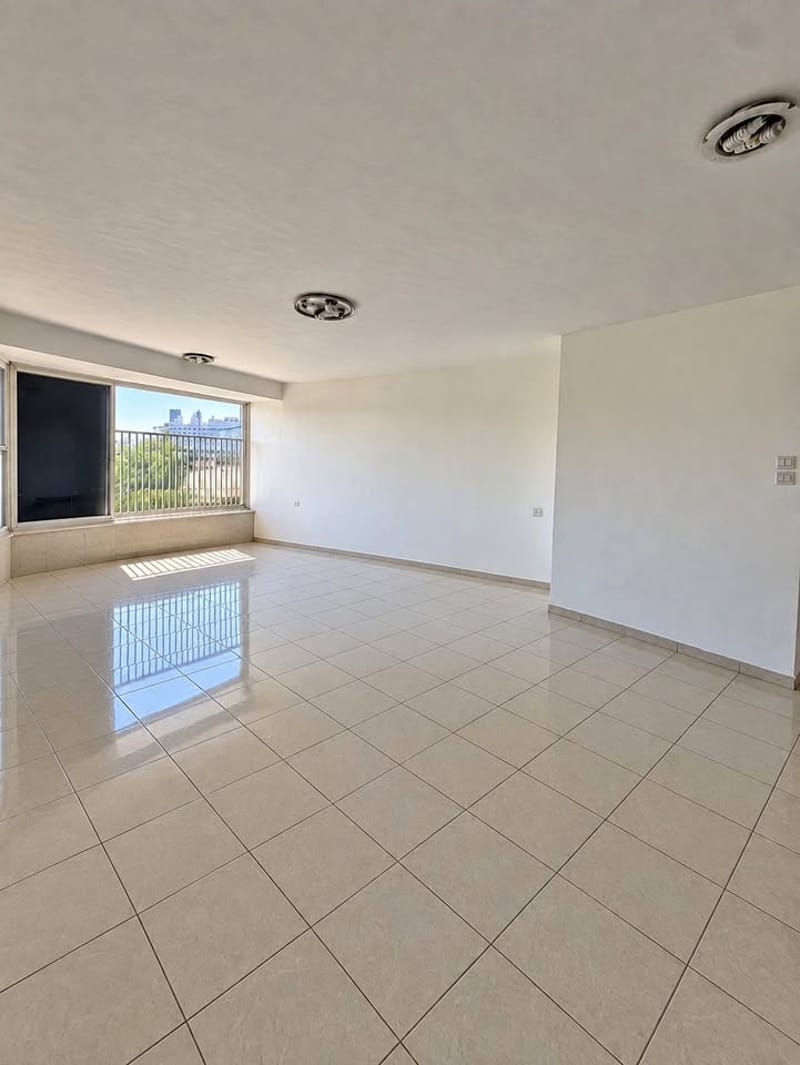 תמונה מפייסבוק – 5 חדרים • 7,500 ₪, הרצל, מרכז העיר, רמת גן (1)