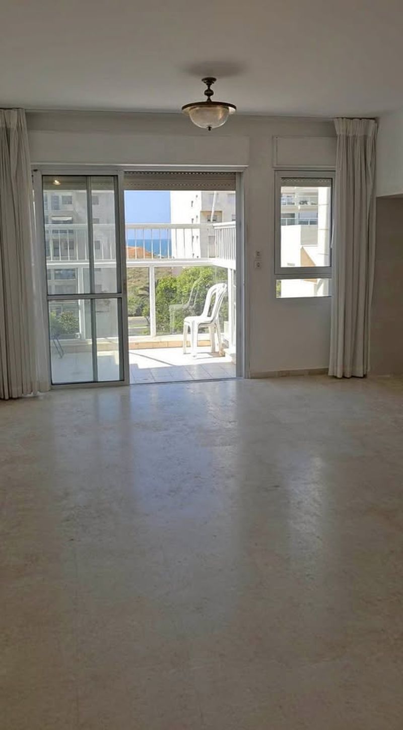 תמונה מפייסבוק – 4 חדרים • 11,700 ₪, דולצין, רמת אביב החדשה, תל אביב (1)