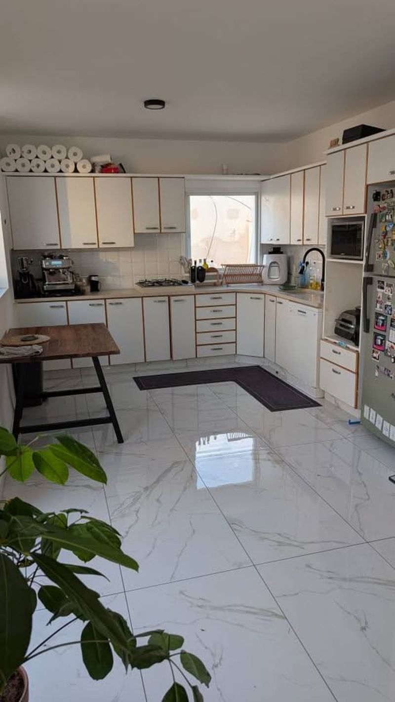 Room in a shared apartment • ₪5,500 - Image 4