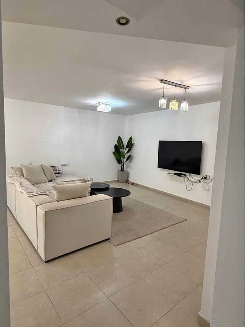 תמונה מפייסבוק – 3 חדרים • 4,200 ₪, הרב מימון, עין התכלת, נתניה (1)