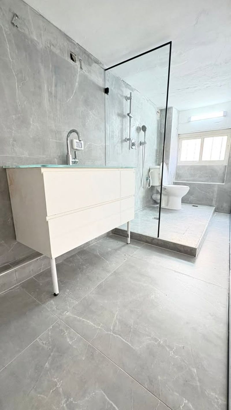 2 חדרים • 5,000 ₪ - Image 3