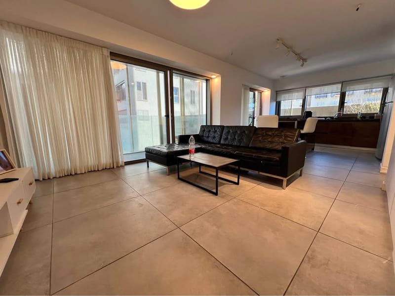 תמונה מפייסבוק – 4 חדרים • 12,000 ₪, צפון יפו, תל אביב (1)
