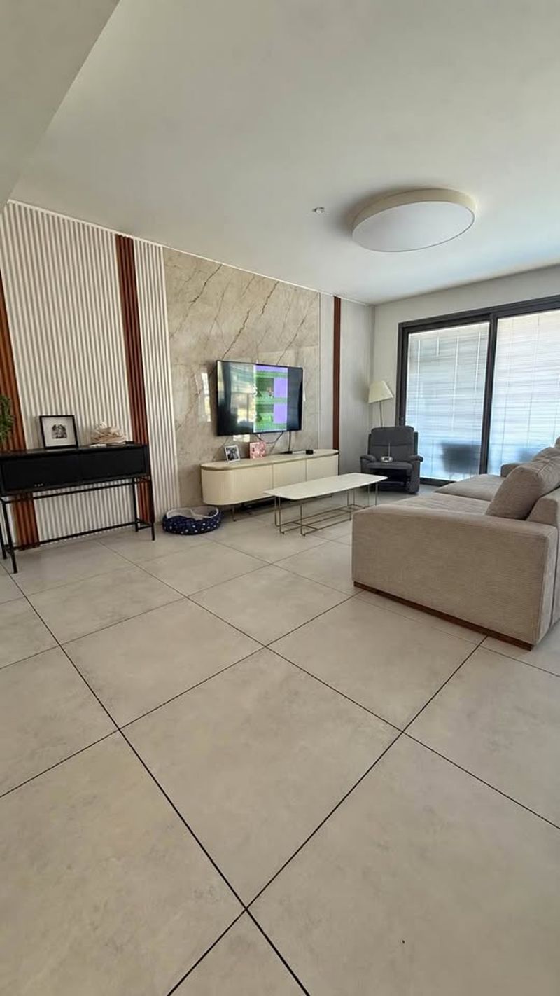 תמונה מפייסבוק – 4 חדרים • 13,000 ₪, גליל ים (מתחם הכוכבים), הרצליה (1)