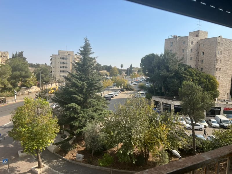 תמונה מפייסבוק – 4 חדרים • 6,000 ₪, אצל 2, גבעת שפירא (הגבעה צרפתית), ירושלים (1)
