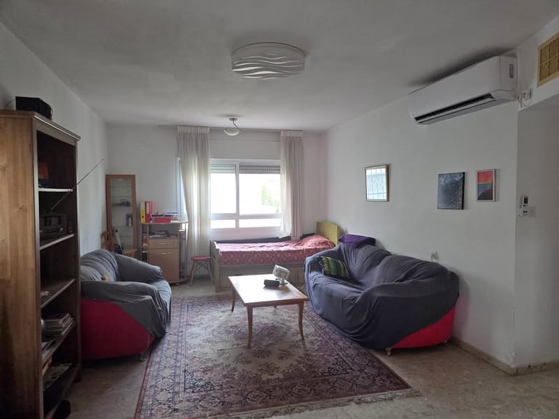 תמונה מפייסבוק – 3 חדרים • 5,500 ₪, הפרחים, מודיעין-מכבים-רעות (1)