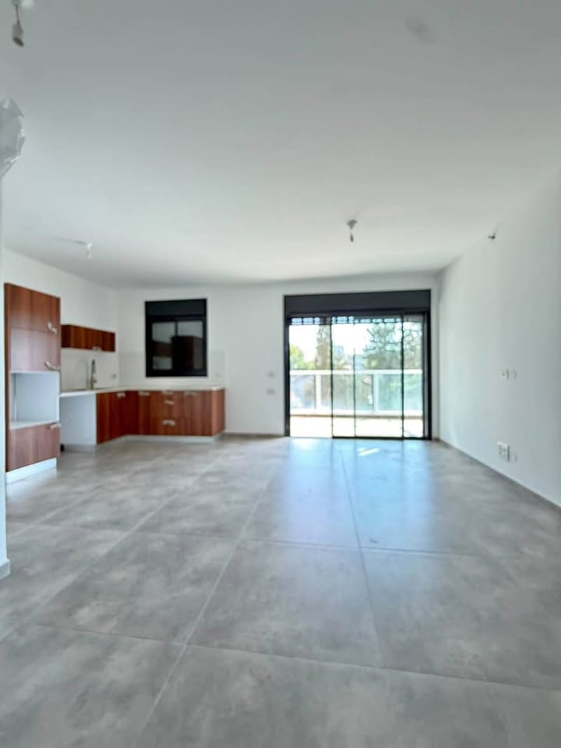 תמונה מפייסבוק – 3 חדרים • 6,800 ₪, קצנלסון 41, לב העיר, בת ים (1)