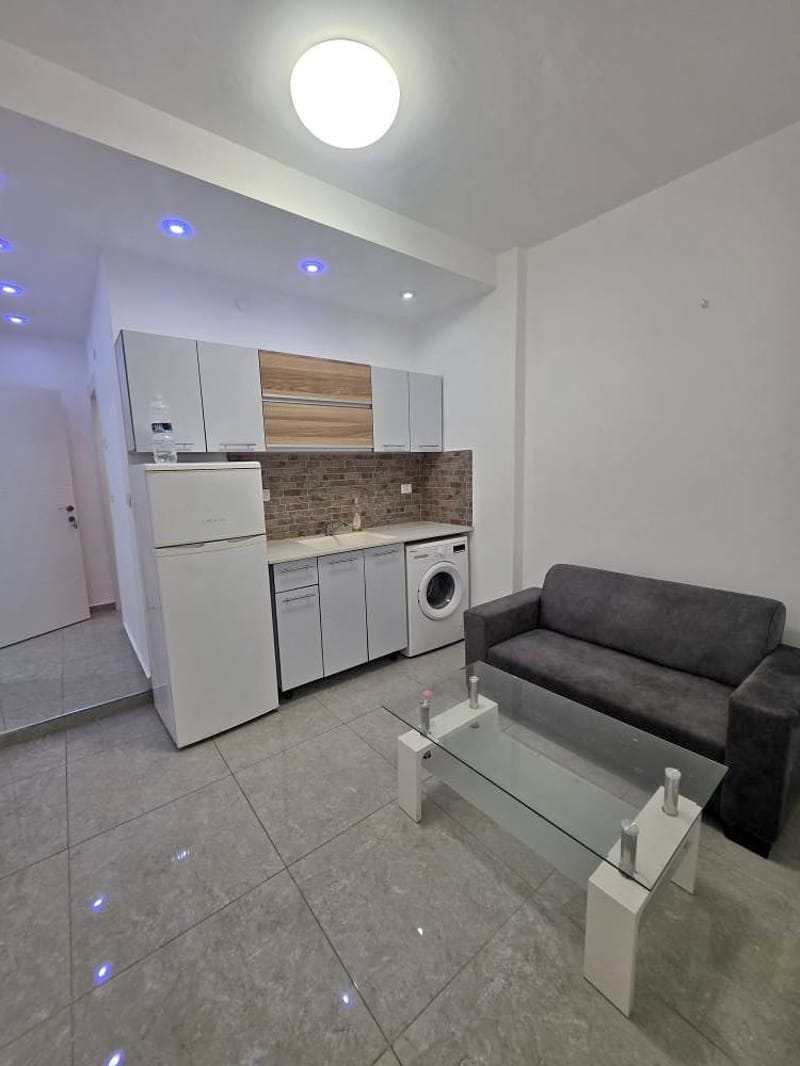 תמונה מפייסבוק – 2 חדרים • 2,400 ₪, שלום שבזי 7, נווה פז, חיפה (1)