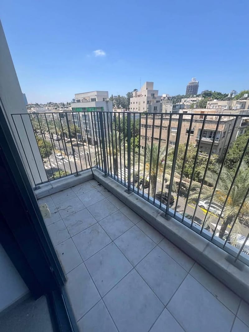 תמונה מפייסבוק – 4 חדרים • 14,000 ₪, אבן גבירול/מאנה, הצפון החדש - החלק הדרומי, תל אביב (1)