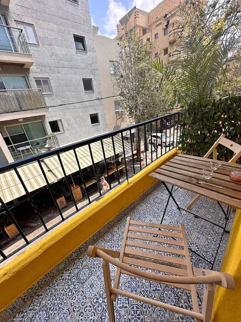 תמונה מפייסבוק – חדר בדירת שותפים • 3,600 ₪, ויטל 6, פלורנטין, תל אביב (1)