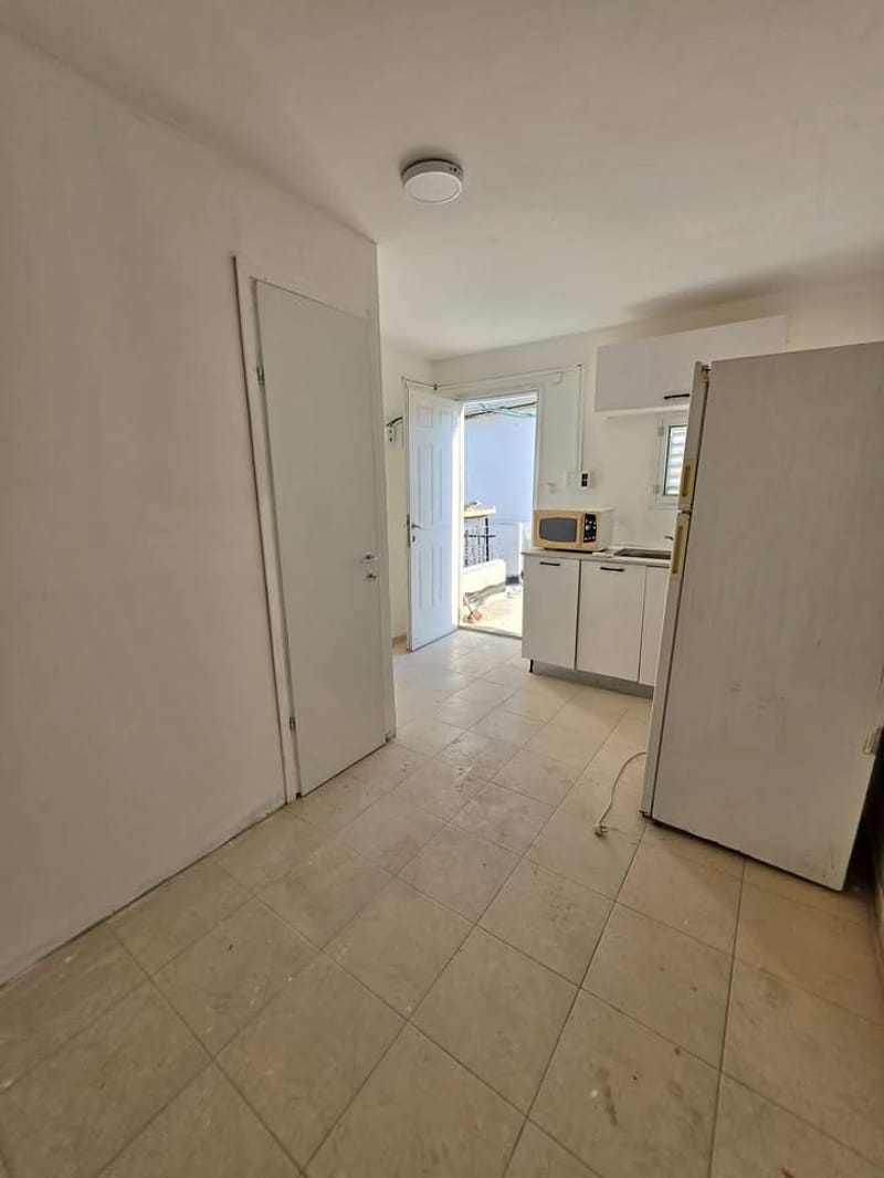 תמונה מפייסבוק – סטודיו • 3,200 ₪, ורד, התקווה, תל אביב (1)
