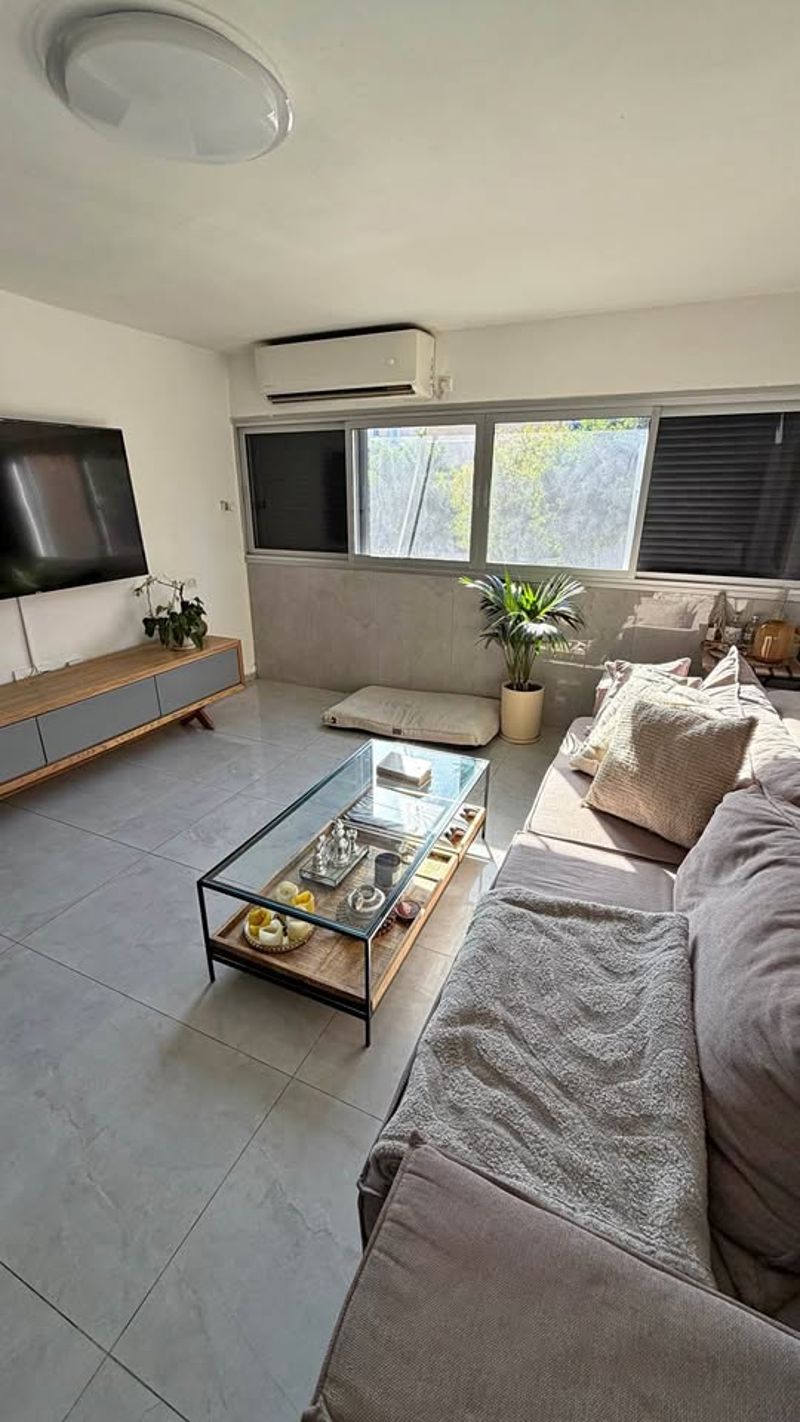 Photo from Facebook – 3 Rooms • ₪4,800, Bat Yam (1)