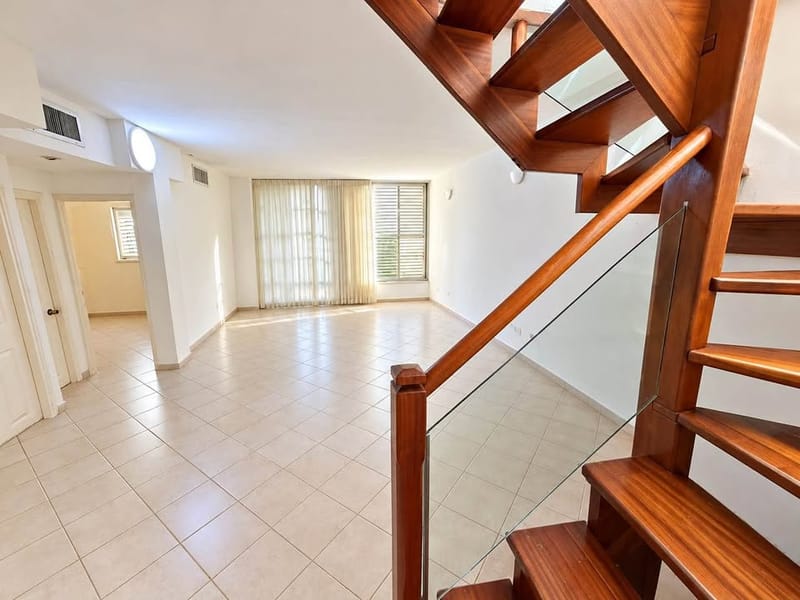 תמונה מפייסבוק – 4 חדרים • 8,700 ₪, אוסישקין 11, מרכז, הרצליה (1)