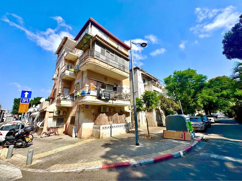 תמונה מפייסבוק – 2.5 חדרים • 4,490 ₪, חכמי ישראל 17, שפירא, תל אביב (1)