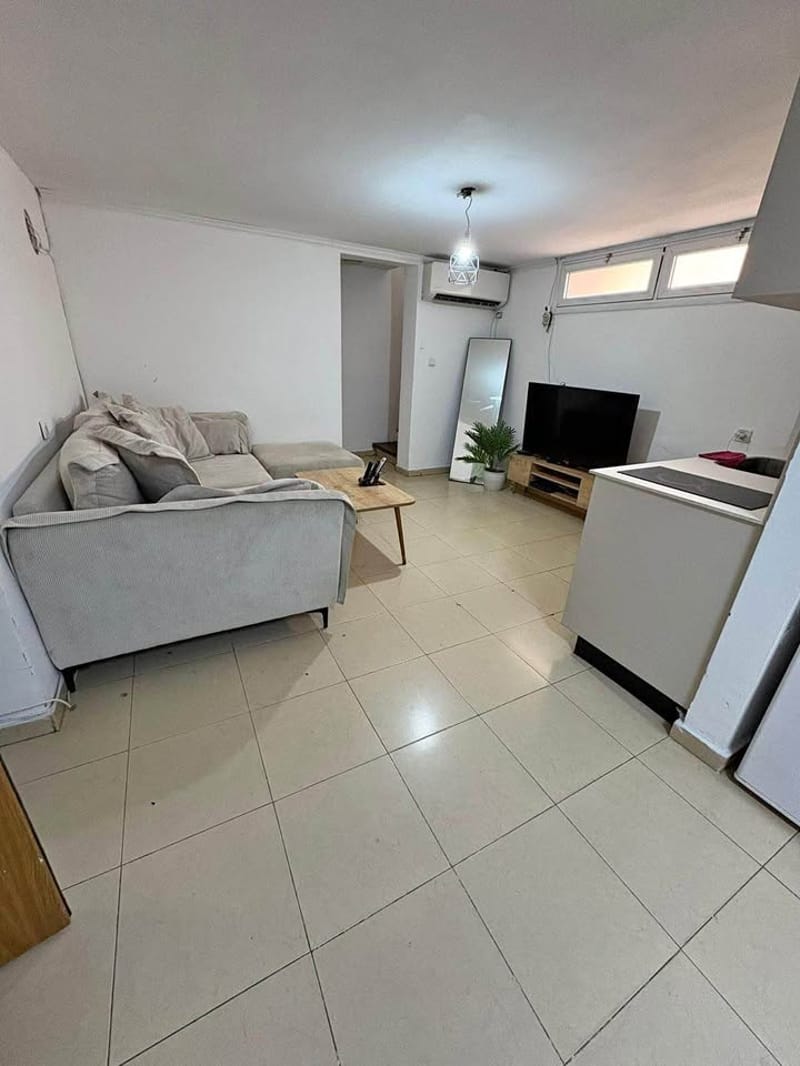 תמונה מפייסבוק – 3.5 חדרים • 4,900 ₪, ראשונים, ראשון לציון (1)