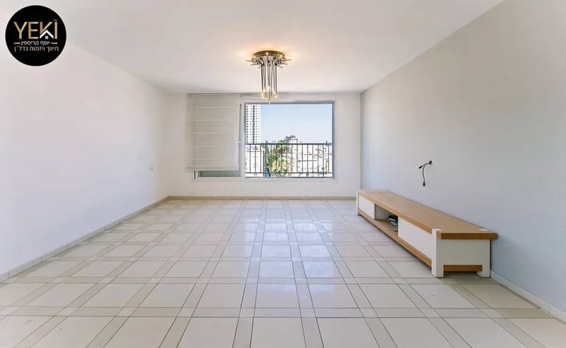 תמונה מפייסבוק – 5 חדרים • 8,000 ₪, יהודה הלוי 34, לב המושבה, פתח תקווה (1)