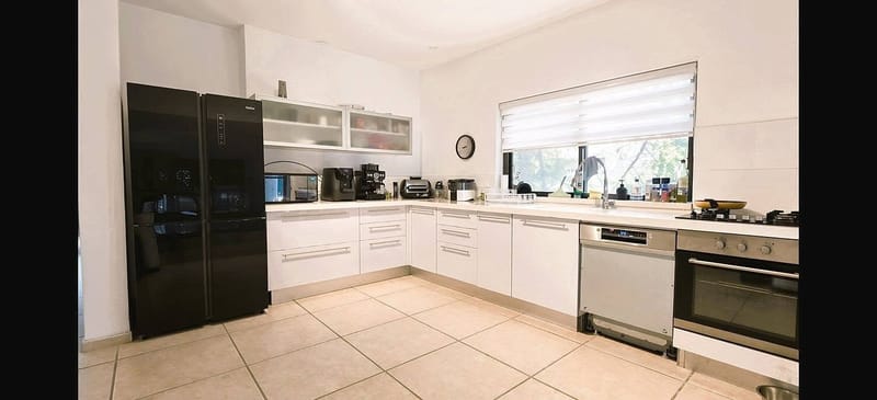תמונה מפייסבוק – 5 חדרים • 5,800 ₪, לסקוב 45, רמת גולדה, חיפה (1)